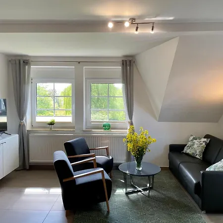 Moderne 3-zimmer Maisonettewohnung In Der By Interhome Appartement Lancken-Granitz